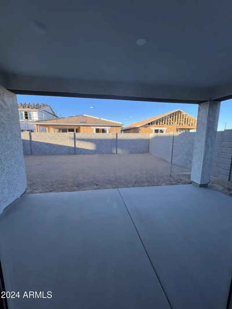 Single-family house For Sale in 18230, West Vogel Avenue, Goodyear, Arizona