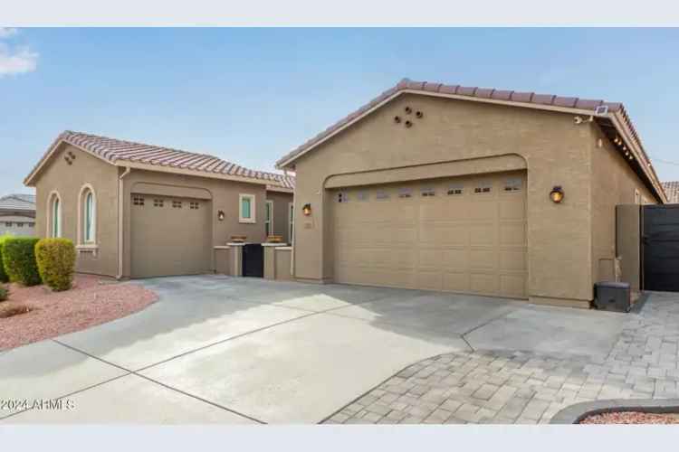 Single-family house For Sale in 3264, North 195th Drive, Buckeye, Arizona