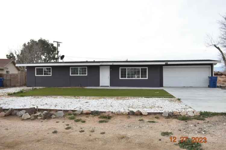 Single-family house For Sale in California City, California