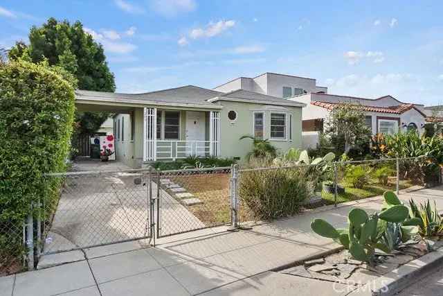 Single-family house For Sale in 245, Ruth Avenue, Los Angeles, California