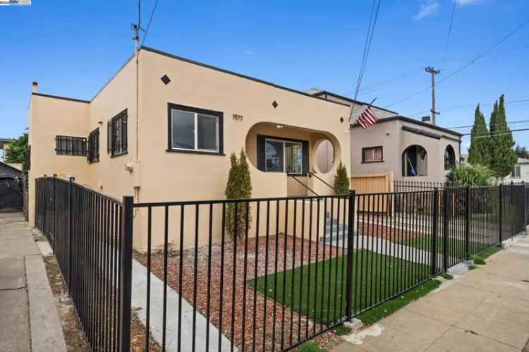 Single-family house For Sale in 1977, Auseon Avenue, Oakland, California