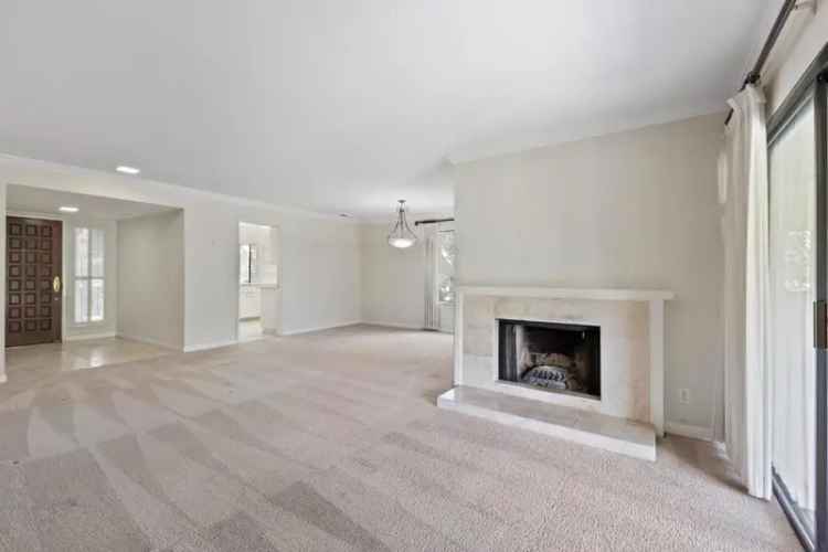 Condo For Sale in San Jose, California