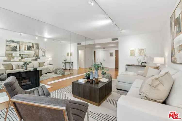 Condo For Sale in 4454, Ventura Canyon Avenue, Los Angeles, California