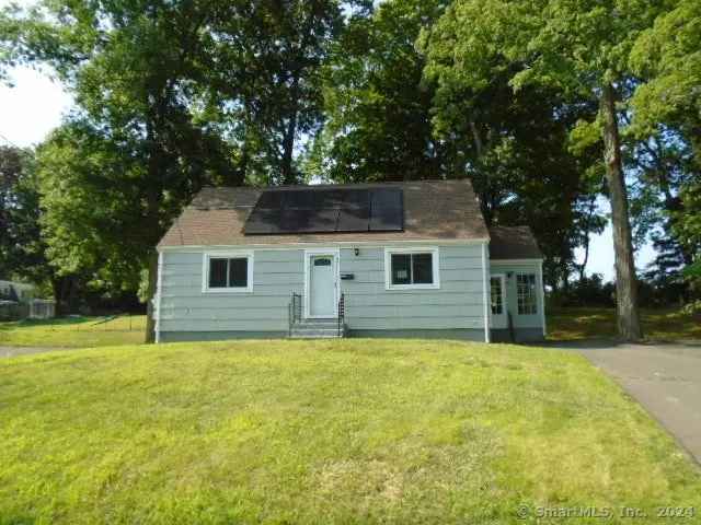 Single-family house For Sale in 30, Kerin Drive, New Britain, Connecticut