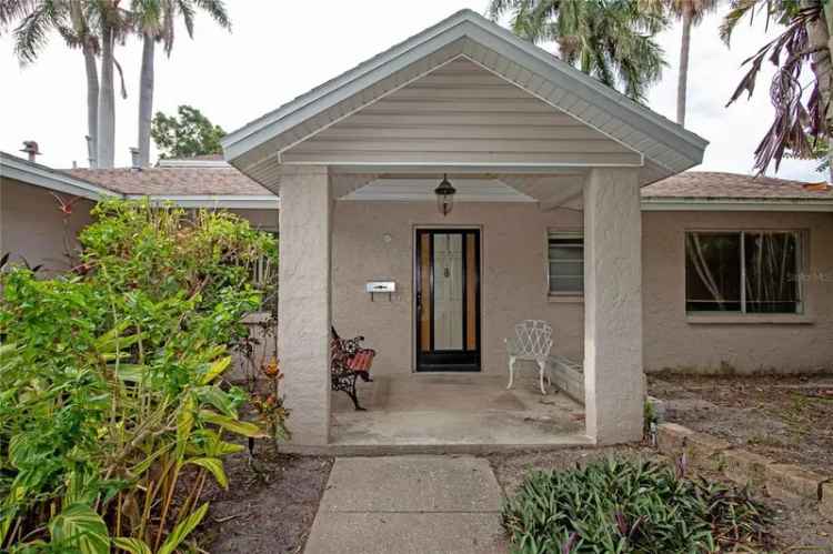 Single-family house For Sale in 1901, Ohio Avenue Northeast, Saint Petersburg, Florida