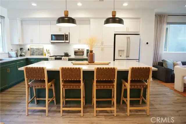 Single-family house For Sale in 13113, West Lumina Way, Los Angeles, California