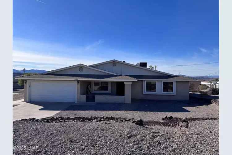 Single-family house For Sale in 821, Thunderbolt Avenue, Lake Havasu City, Arizona