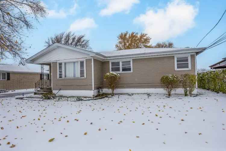 Single-family house For Sale in 456, East 170th Street, South Holland, Illinois