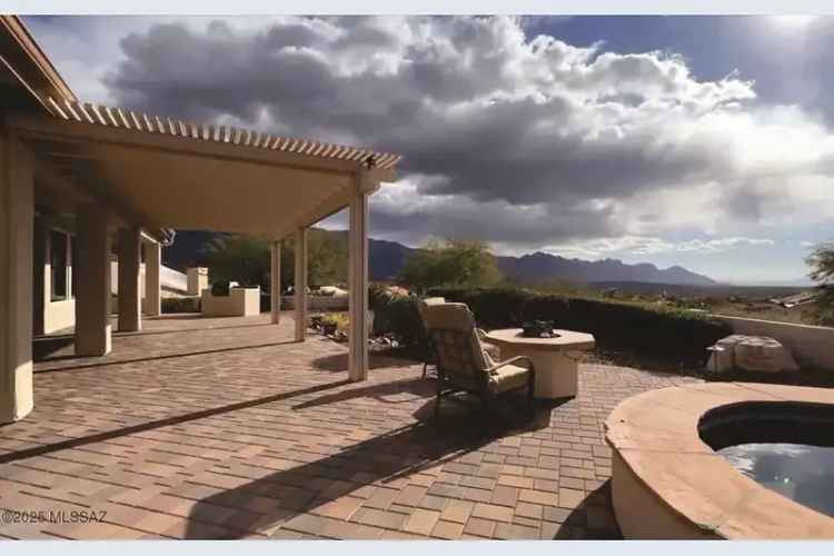 Single-family house For Sale in 65255, East Emerald Ridge Drive, Saddlebrooke, Arizona