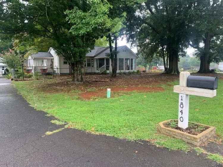 Multi-family house For Sale in 1840, Addison Road Northeast, Marietta, Georgia