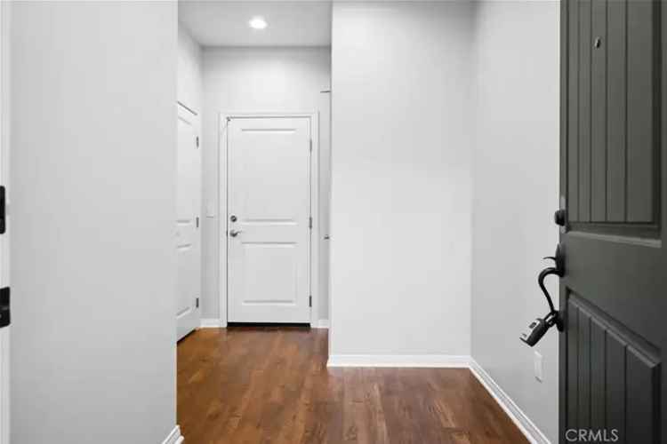 Condo For Sale in Irvine, California