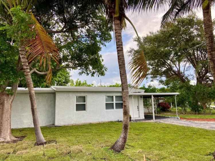 Single-family house For Sale in Pompano Beach, Florida