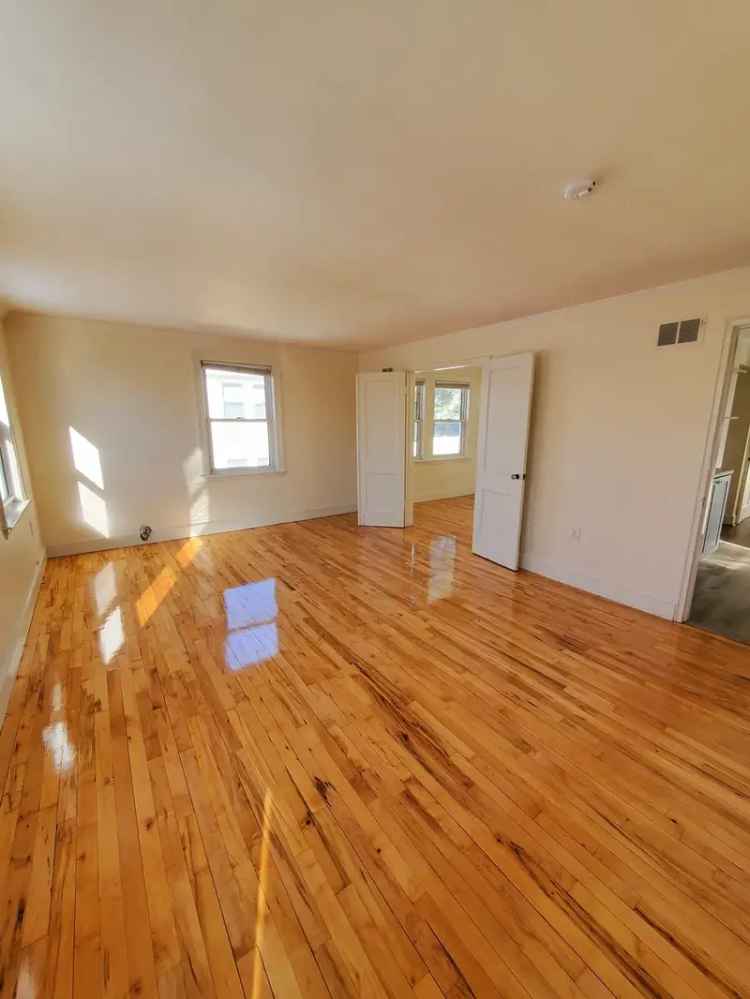 Recently Renovated Apartment in North Salem