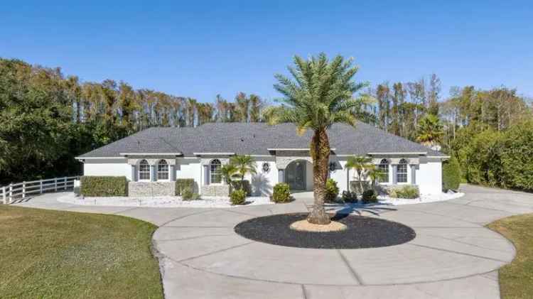 Single-family house For Sale in Wedgefield, Florida