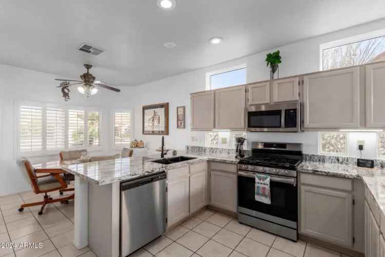 Single-family house For Sale in 16021, West Sentinel Drive, Sun City West, Arizona