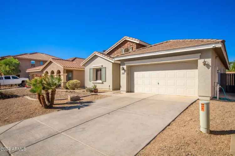 Single-family house For Sale in 980, South 220th Lane, Buckeye, Arizona