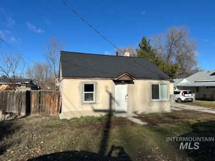 Single-family house For Sale in 242, Smith Avenue, Nampa, Idaho