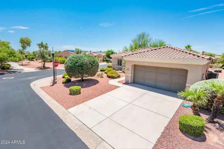 Single-family house For Sale in 13747, West Nogales Drive, Sun City West, Arizona