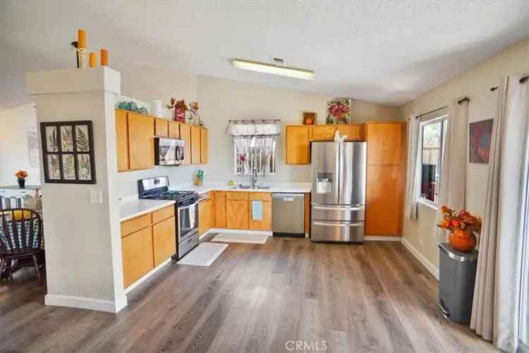 Single-family house For Sale in Rosamond, California