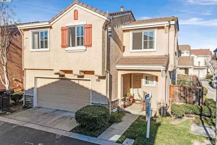 Single-family house For Sale in Fremont, California