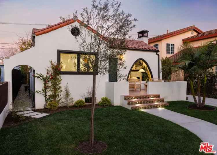 Single-family house For Sale in 3677, Edenhurst Avenue, Los Angeles, California