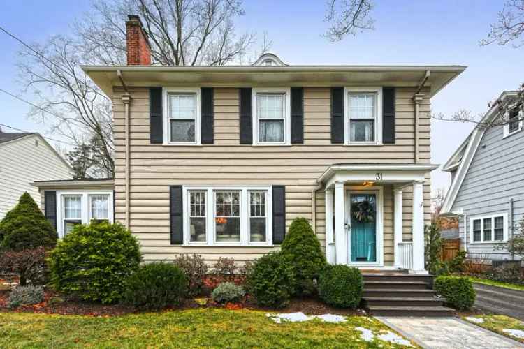 Single-family house For Sale in 31, Ridgewood Avenue, North Haven, Connecticut