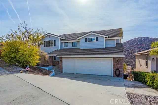 Single-family house For Sale in 30718, Early Round Drive, Canyon Lake, California