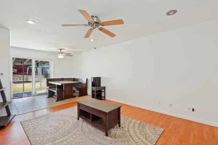 Single-family house For Sale in 10461, Stanfield Circle, San Diego, California