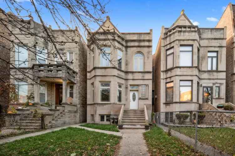 Multi-family house For Sale in 6354, South Greenwood Avenue, Chicago, Illinois