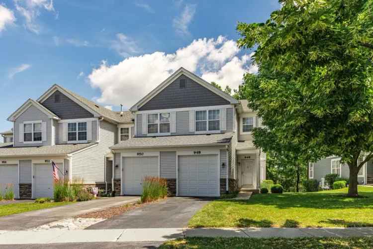 Condo For Sale in 948, Genesee Drive, Naperville, Illinois