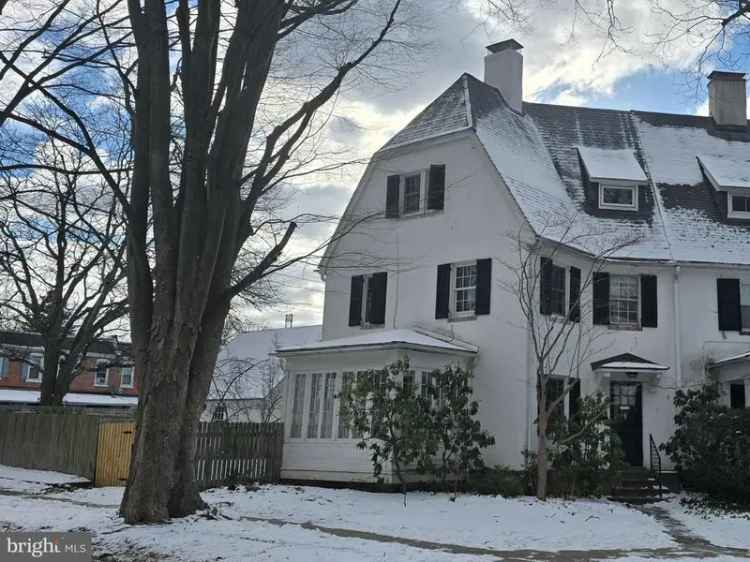 House For Sale in 6, Crawford Circle, Wilmington, Delaware