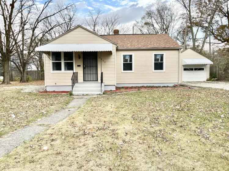 Single-family house For Sale in 4407, Standish Drive, Fort Wayne, Indiana