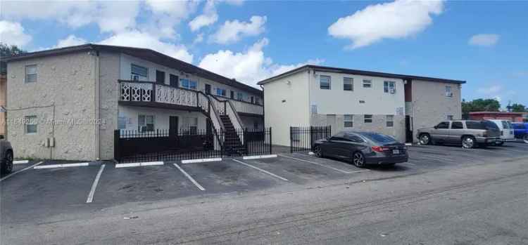 Multi-family house For Sale in Fort Lauderdale, Florida