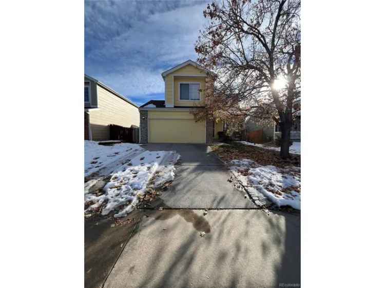 Single-family house For Sale in 21620, East Crestline Lane, Centennial, Colorado