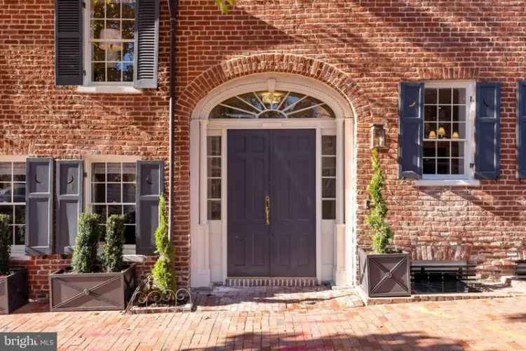 House For Sale in 1524, 33rd Street Northwest, Washington, District of Columbia