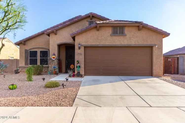 Single-family house For Sale in 17523, West Fetlock Trail, Surprise, Arizona