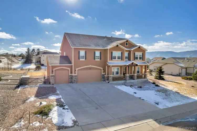 Single-family house For Sale in 1235, Woodmoor Acres Drive, Monument, Colorado