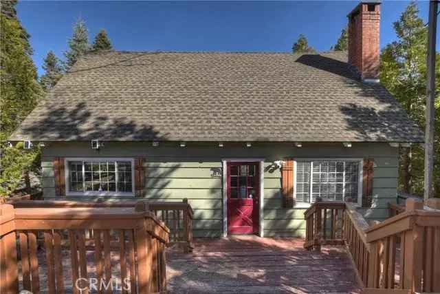 Single-family house For Sale in 28621, Shenandoah Drive, Lake Arrowhead, California