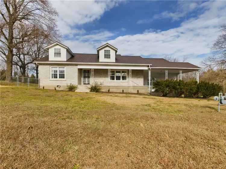 Single-family house For Sale in Harrison, Arkansas