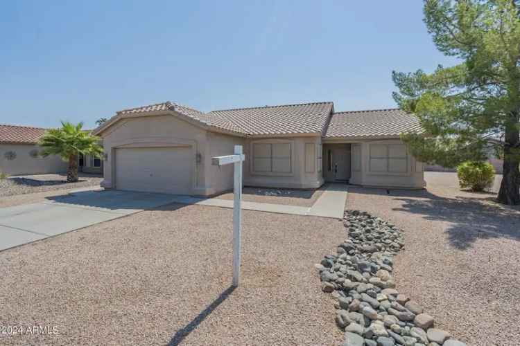 Single-family house For Sale in 1245, East Waterview Place, Chandler, Arizona