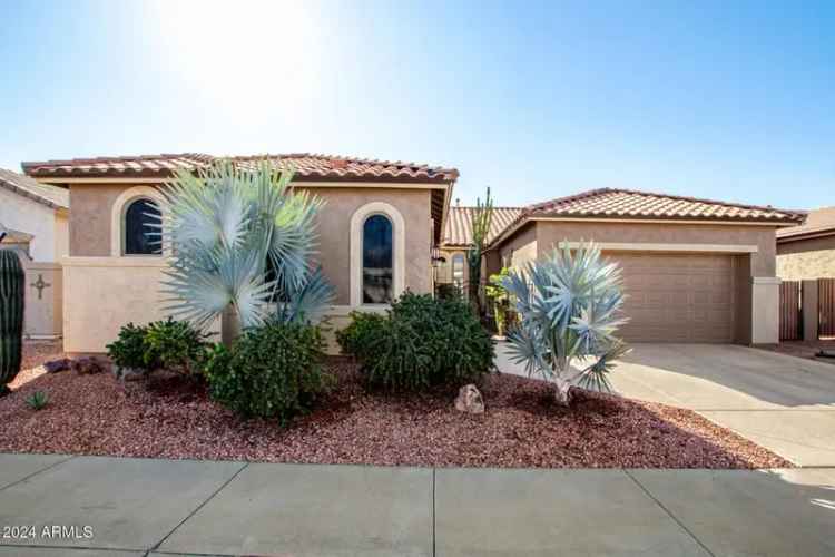 Single-family house For Sale in 17937, West Weatherby Drive, Surprise, Arizona