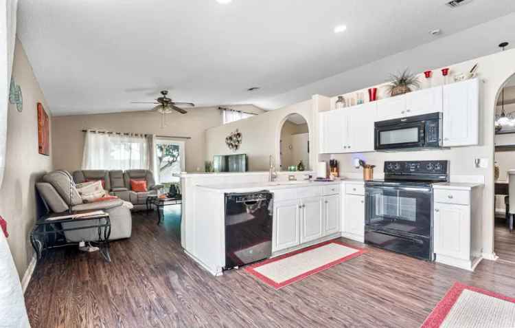 Single-family house For Sale in Boynton Beach, Florida