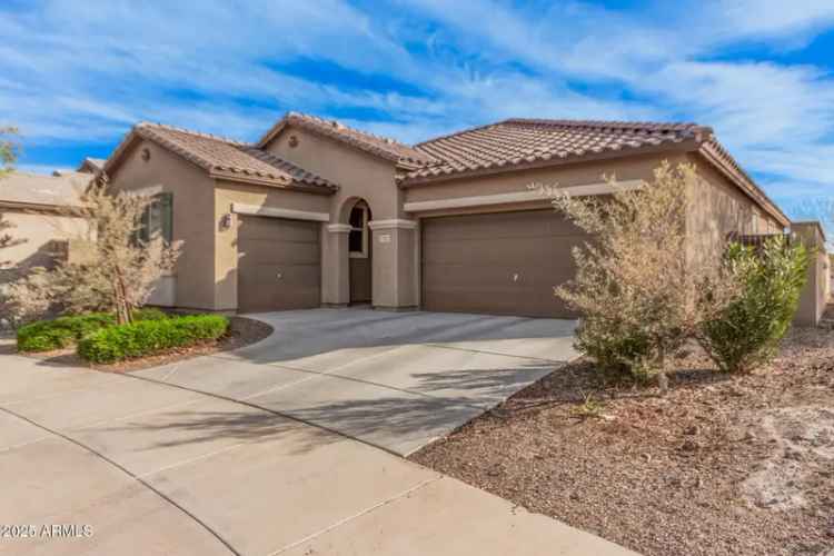 Single-family house For Sale in 1727, North 213th Drive, Buckeye, Arizona