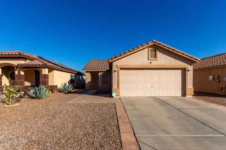 Single-family house For Sale in 521, West Jardin Loop, Casa Grande, Arizona