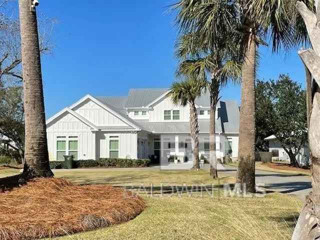 Single-family house For Sale in Orange Beach, Alabama