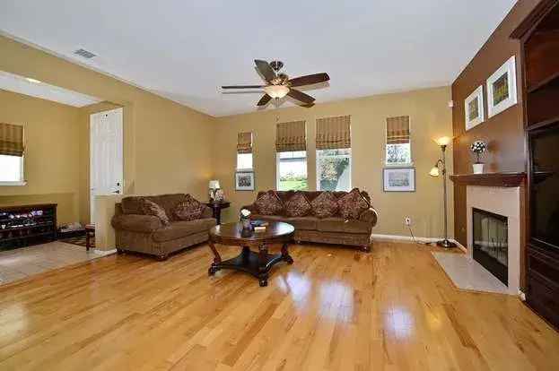 3 Bed 2.5 Bath Home in Windingwalk Chula Vista