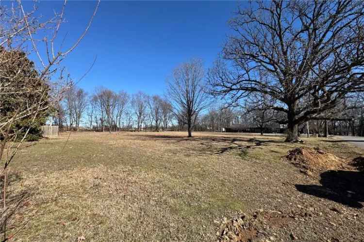 Land For Sale in 4568, West Seaton Drive, Springdale, Arkansas