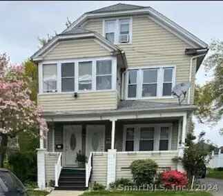 Multi-family house For Sale in Hartford, Connecticut