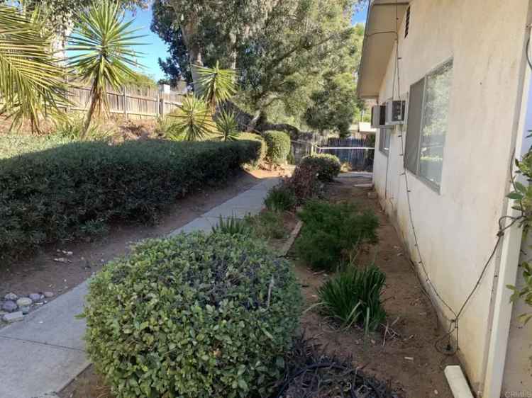 Multi-family house For Sale in 461, East 10th Avenue, Escondido, California