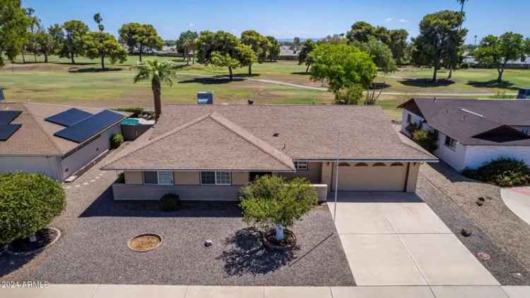 Single-family house For Sale in 9821, North 103rd Avenue, Sun City, Arizona